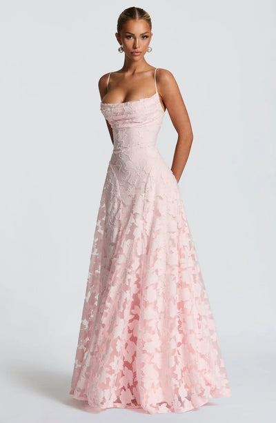Sophia - Lace Backless Maxi Dress