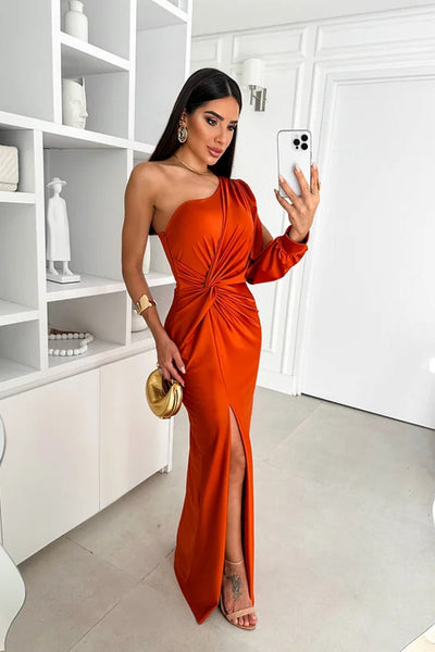 Leya | Glamour Draped Gown