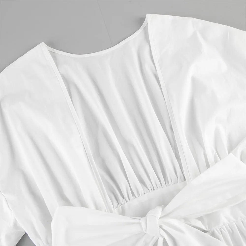 Leona – Backless Bow-Tie Blouse